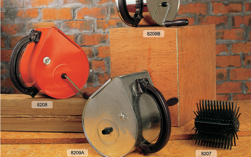 Roller of tryolean flicker machine